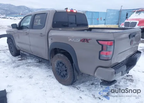 2022 Nissan Frontier Pro-4X 4X4 z USA, uszkodzony, nr VIN 1N6ED1EK2NN616266